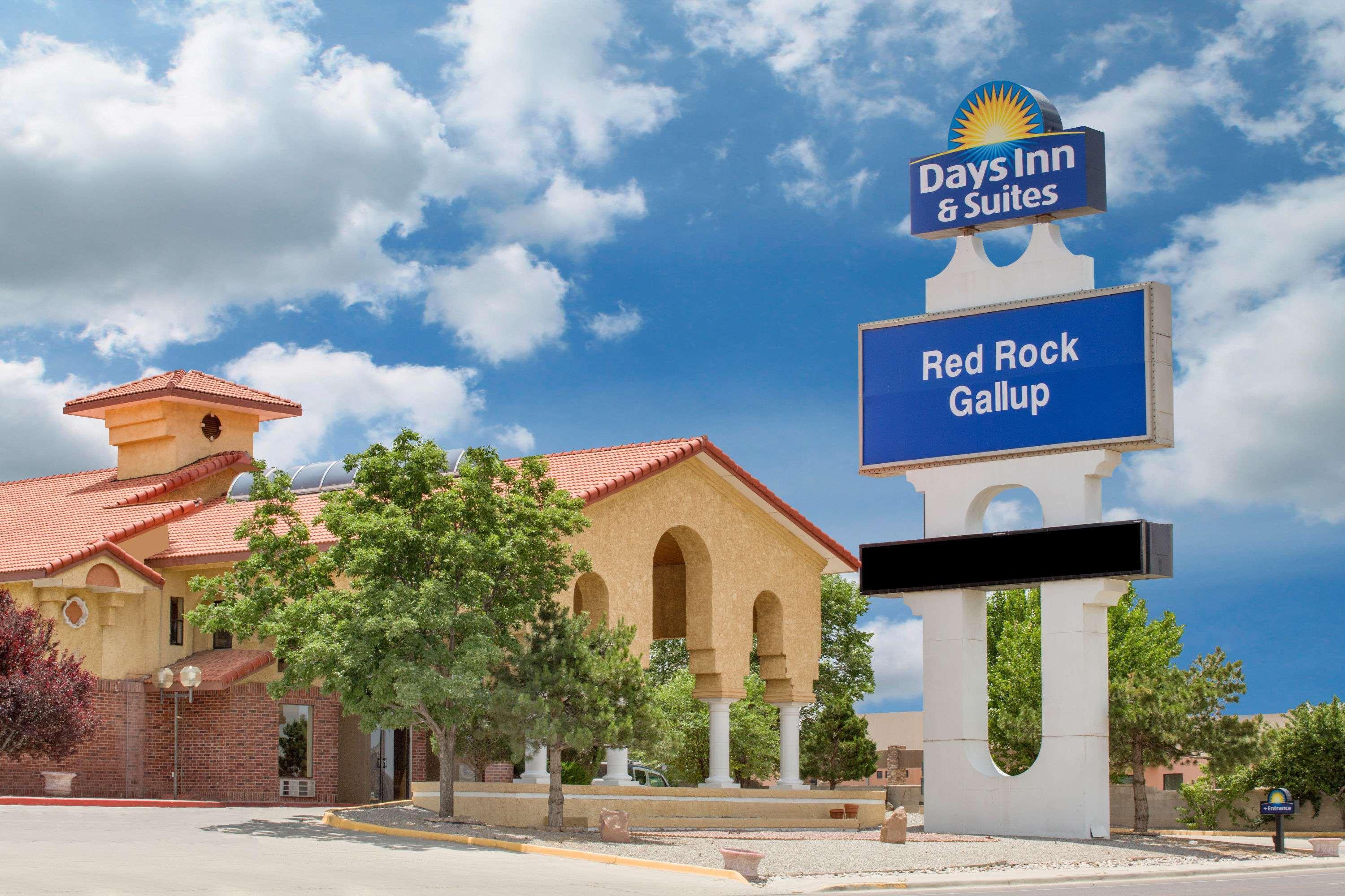 Days Inn & Suites By Wyndham Red Rock-Gallup Eksteriør billede